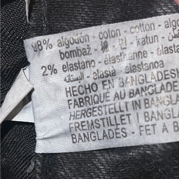 ZARA Women's Cut Off Denim Jean Shorts Washed Black High Rise Size 6 - Picture 2 of 5